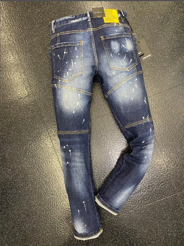 2022 New Fashion Trendy Brand Dsquared2 Men Washed Edging Hole Spray Paint Polka Dot Motorcycle Micro-cone Stitching Style A512