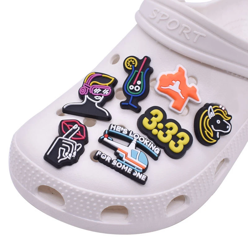 

Wholesale 1pcs PVC Shoe Charms for Crocs Punk Badge Women Sandals Buckle Kids Pins Decoration Jean Men Accessories Party Favors