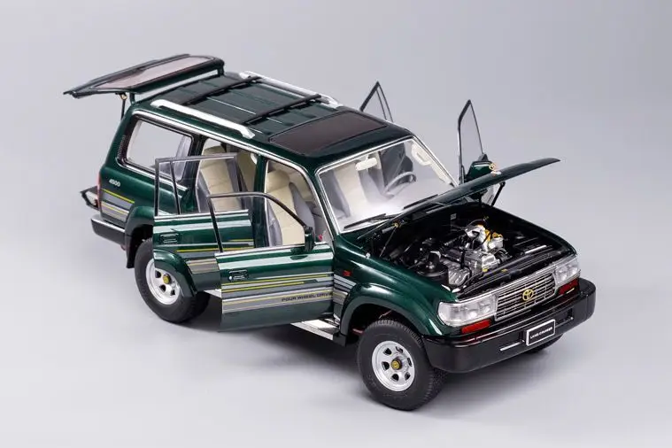 

KengFai Toyota Land Cruiser LC80 SUV VX-R Green 1/18 новая оригинальная коробка под давлением