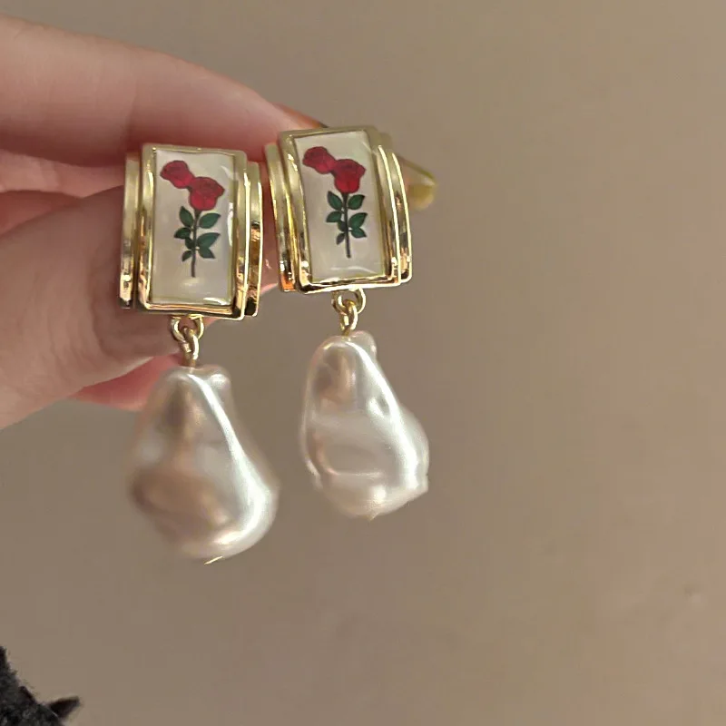 Rose Flower Pearl Earrings Women Fashion Irregular Pearls Jewelry Red Flower Dangle Earrings for Women 2023 Luxury Designer Gift