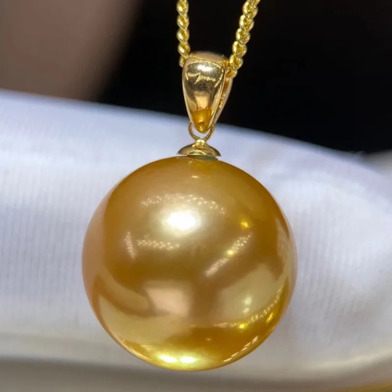 Женская цепочка из серебра 925 пробы с золотым жемчугом 12-13 мм