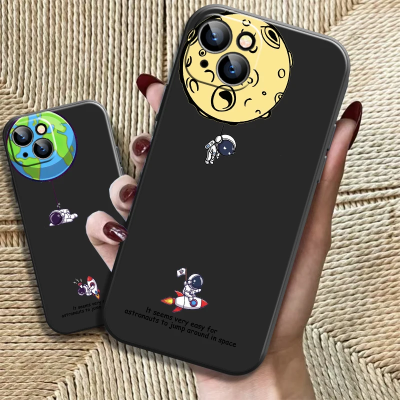 

Cute Cartoon Astronaut For iPhone 13 12 11 Pro Max 13 12 Mini 5 5s 6 6S 7 8 Plus X XR XS Max Phone Case Carcasa Coque Black