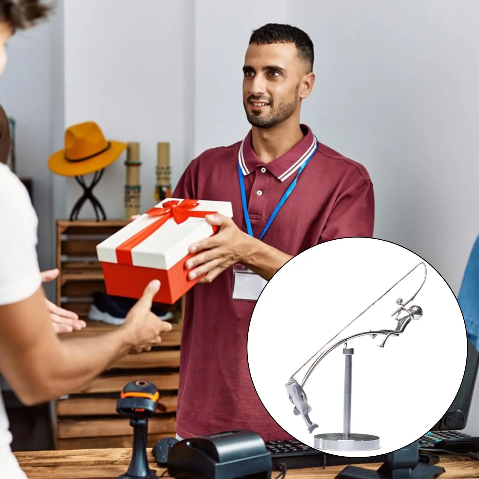 Коллекционная фигурка рыбака