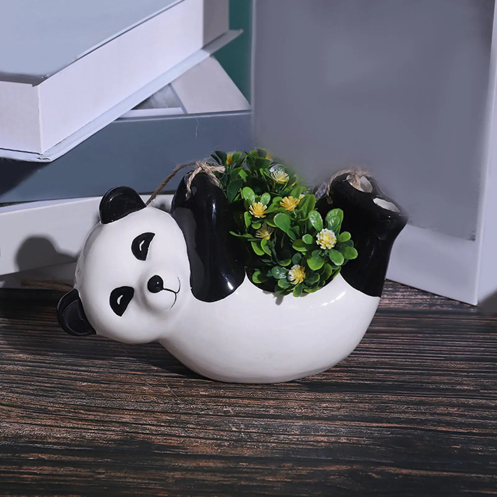 

Ceramic Panda Hanging Planter Animal Planter Flower Pot for Home Decoration Ornament