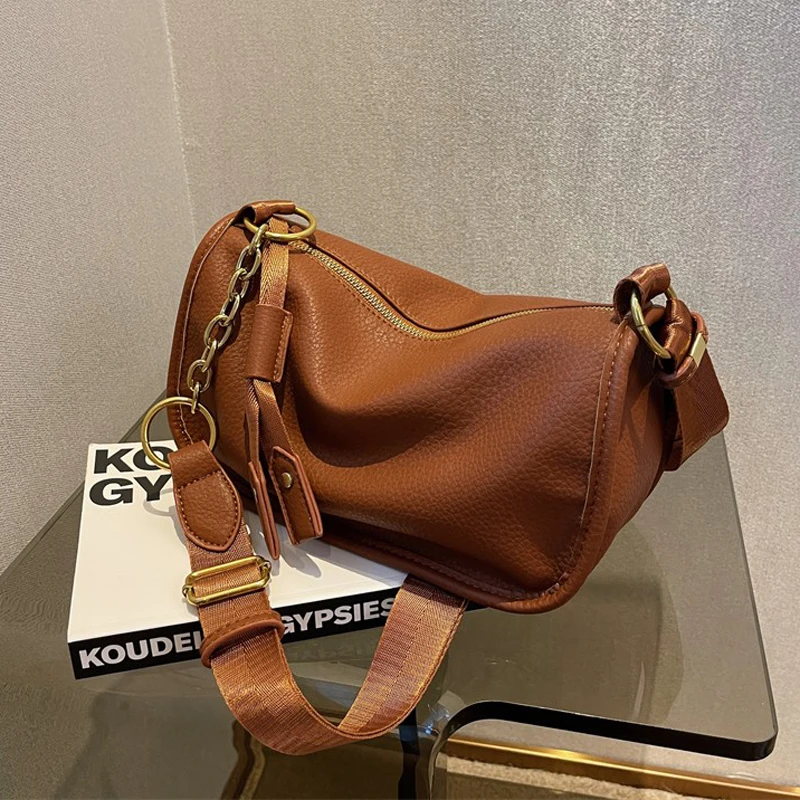 

Fashion Hobos Shoulder Bag for Women Soft PU Leather Crossbody Purses Luxury Handbags Women Bags Designer 2022 Chains Sac A Main