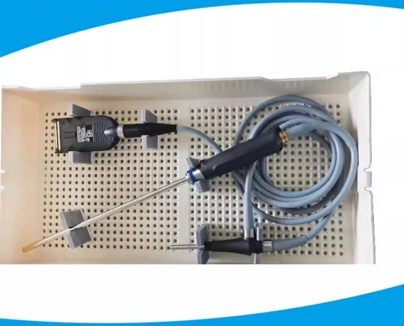 Оснащен электронной лапароскопической дезинфекционной коробкой и полимерным