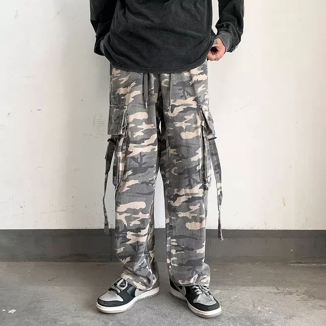 

Men's Fashion Loose Straight Wide Leg Pants Men Streetwear Hip-hop Pocket Cargo Pants Trousers Spring Casual Camouflage Pants