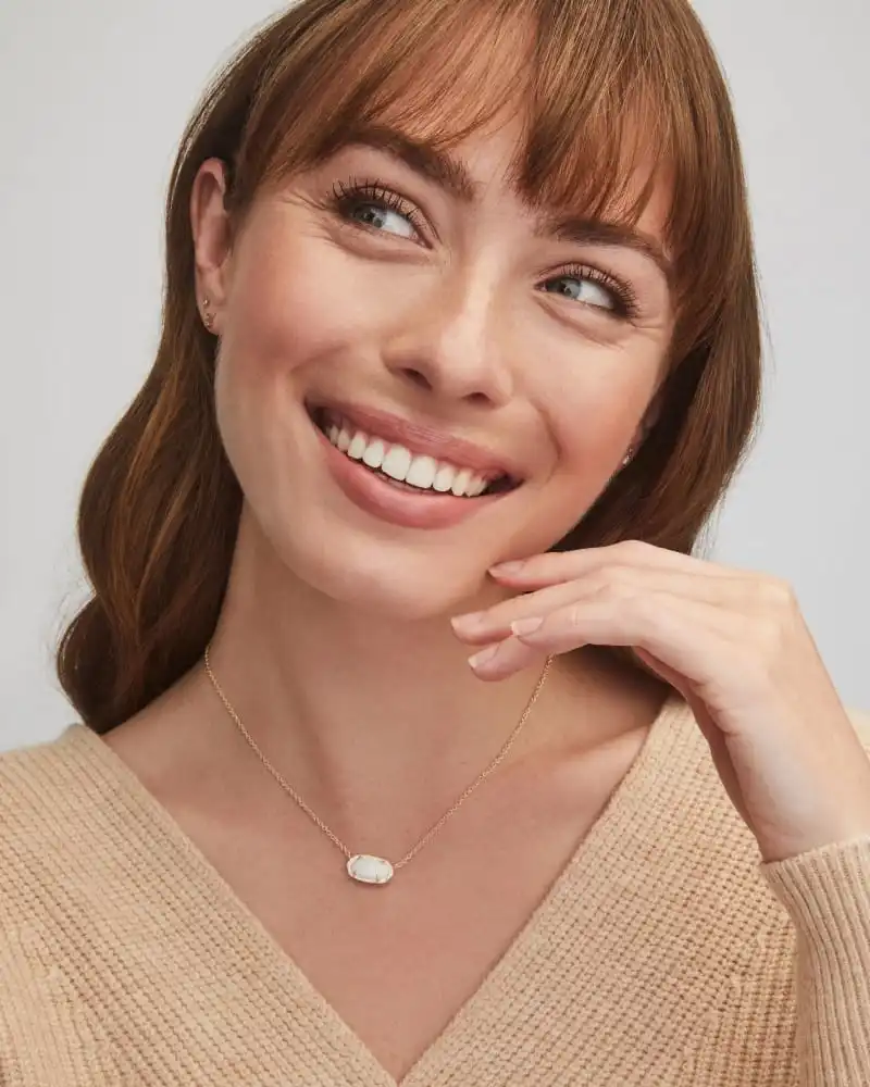 

HESHI Elisa Gold Pendant Necklace in White Kyocera Opal