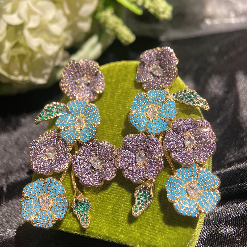 

Bilincolor Fashion Purple and Blue Cluster Flower Luxury Earring for Women