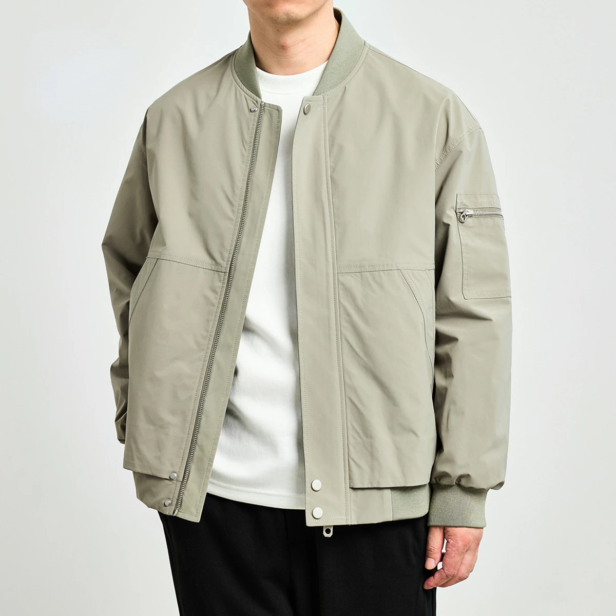 

Simple Baseball Collar Flight Jacket Men's Closing 2023 Spring and Autumn Style Solid Color Casual Jackets Outer Wear Polyester