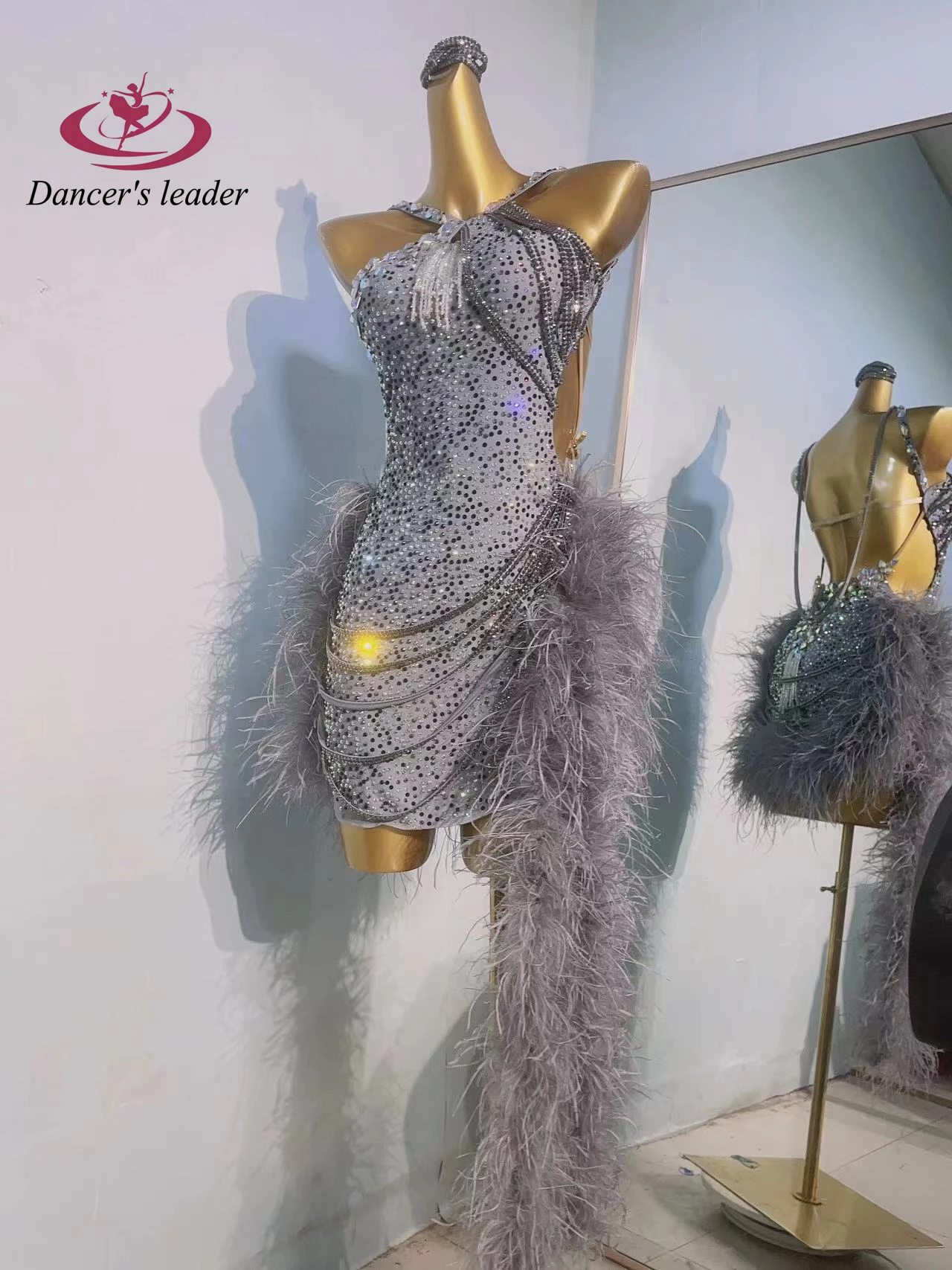 Женское платье для латиноамериканских танцев Эксклюзивное Платье с пушистым