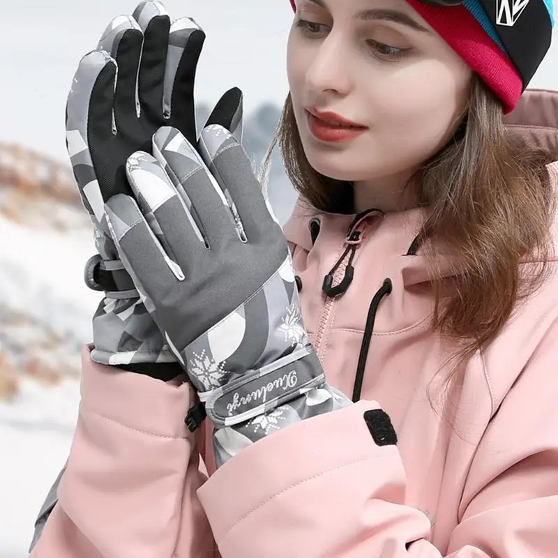 

Camouflage Ski Gloves Waterproof Windproof Touchscreen Insulated Thermal Skiing Gloves with Wrist Guards for Cold Weather