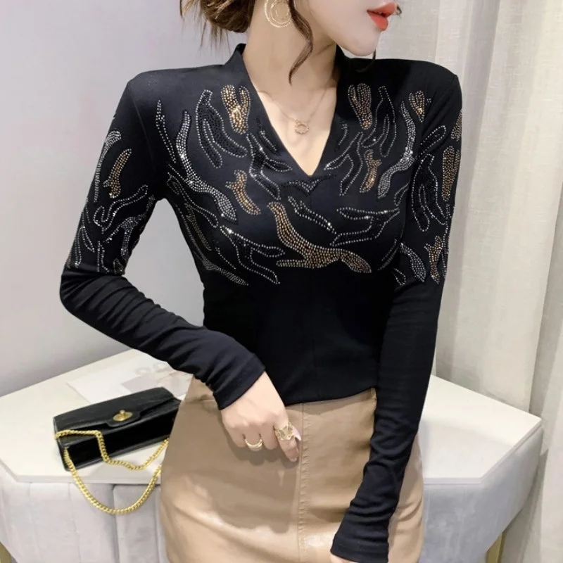 

#5825 Black Red Woman T-shirts V-neck Skinny Basic T Shirt Female Diamonds Sexy Slim Cotton Korean Fashion Women's Tee Shirt