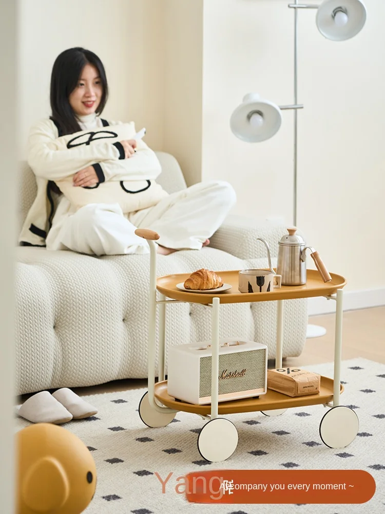 

Креативный скандинавский боковой столик для дивана, простой боковой столик для хранения с колесами, современный журнальный столик для мале...