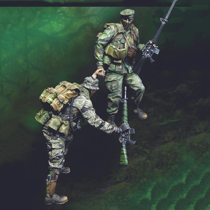 

1/35 старинная экипировка включает в себя 2 стенда модельная фигурка из смолы наборы миниатюрный gk разборка Неокрашенный