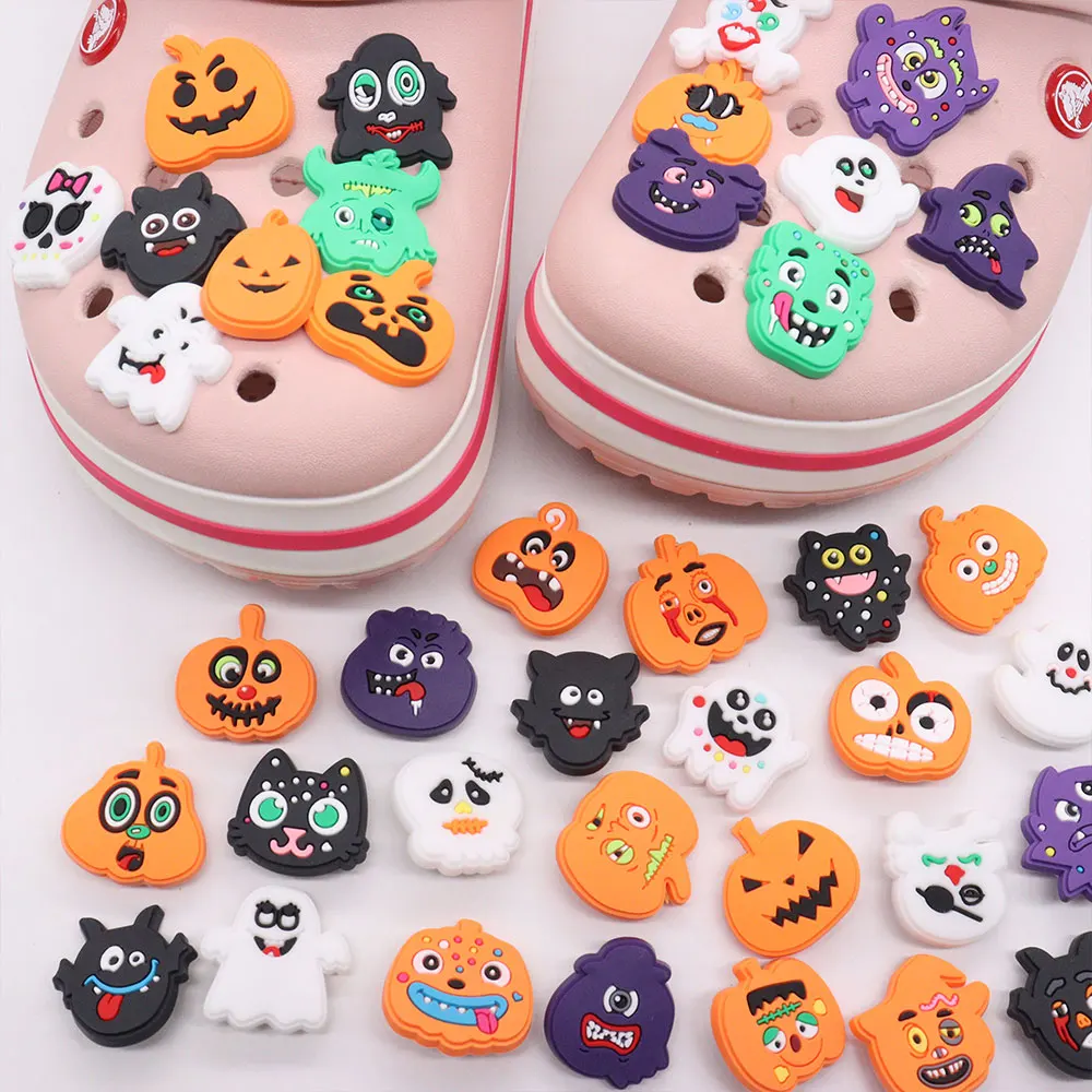 

Оптовая продажа 50 шт. подвески для обуви Хэллоуин кудрявые тыквы Монстр призрак аксессуары ПВХ украшение для обуви для браслетов Croc Jibz подарок
