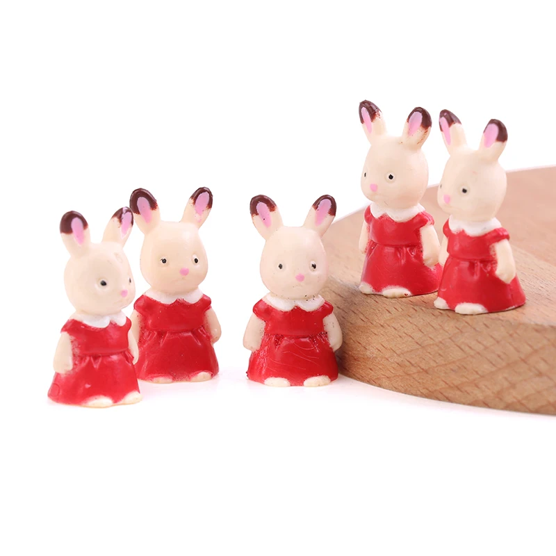 

1PCS 1:12 Dollhouse Miniature Rabbit Animal Model Red Skirt Rabbit Doll Home Decor 3cm