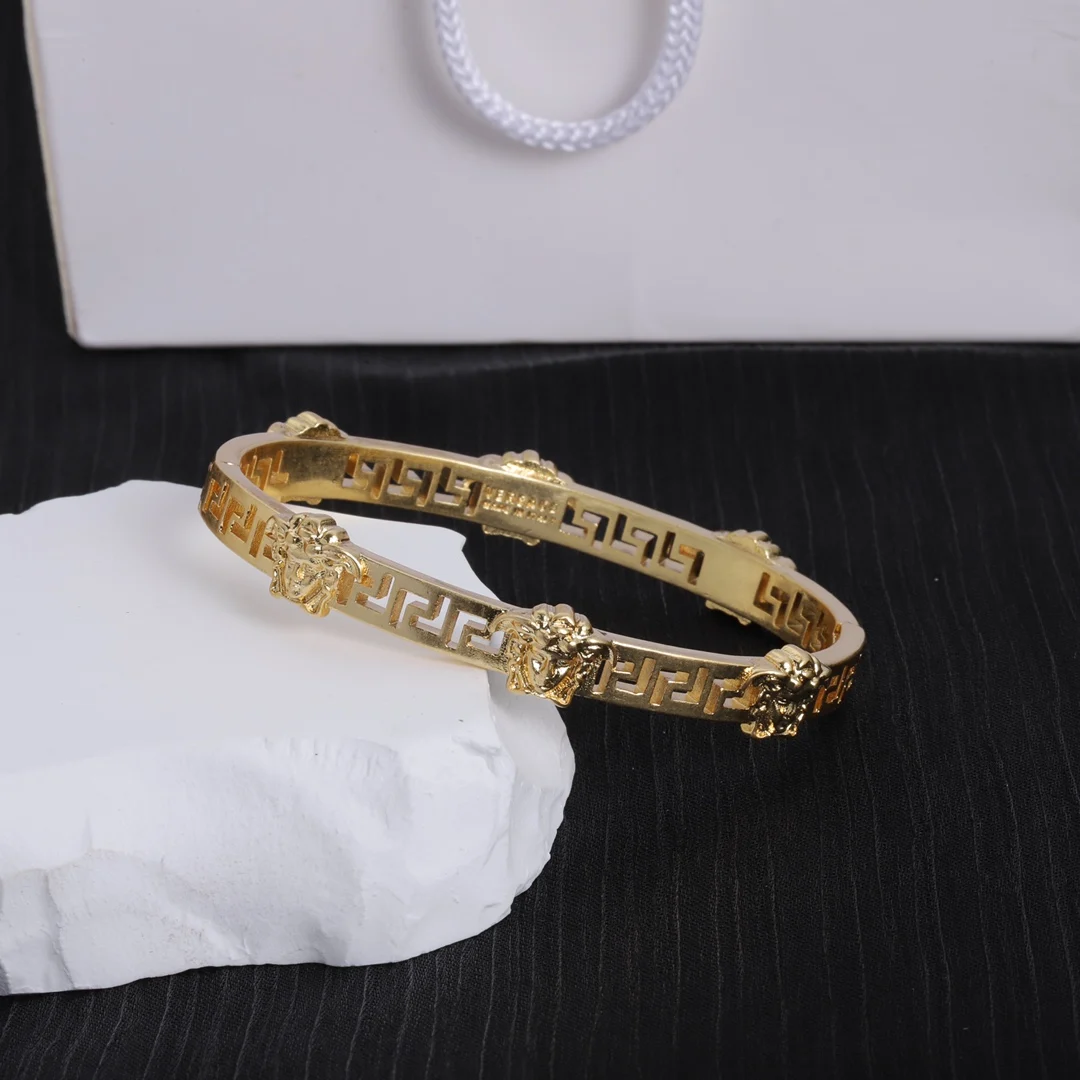 

European and American Fashion Head Bracelet