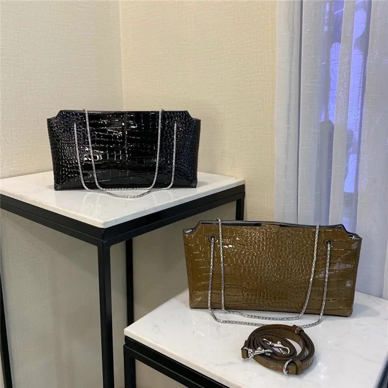 

2022 Fashion Versatile Leather Chain Single Shoulder Diagonal Bag Women's Quality Underarm Bag