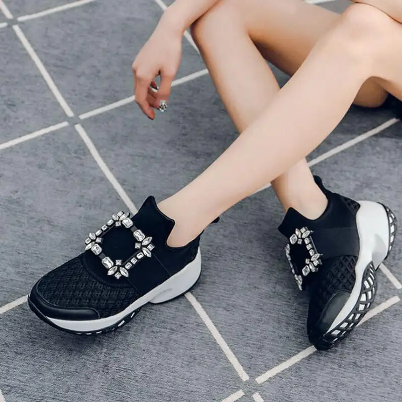 

Platform Crystal Buckle Air Mesh Designer Trainers Thick Bottom Chunky Women's Sneakers Vulcanized Casual Shoes