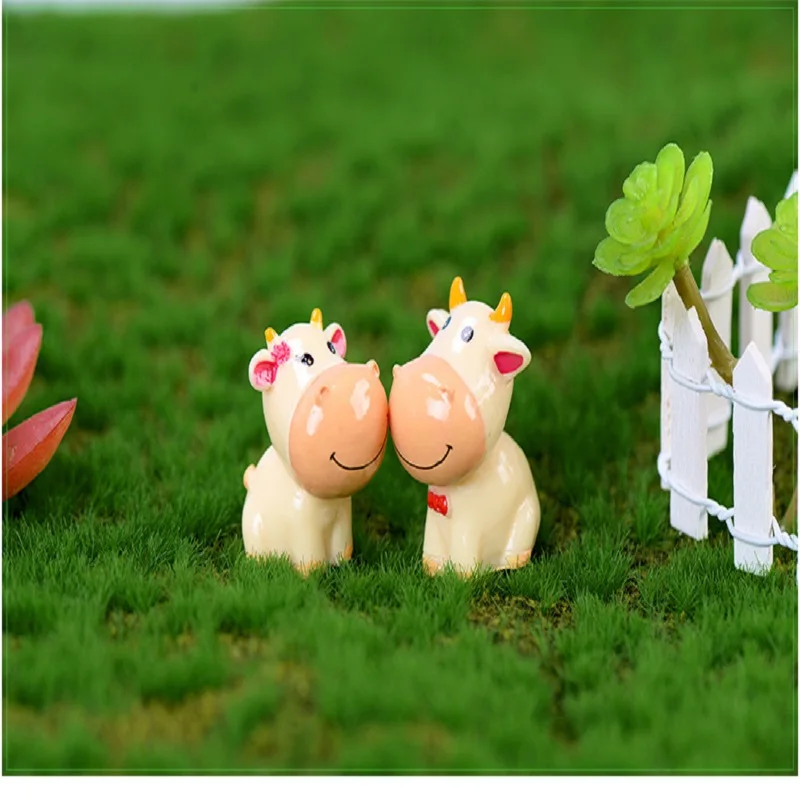

4PCS Cute Cow Family Animal Model Figurine Home Miniature Fairy Garden Decoration Accessories Statue Resin Craft Figurines