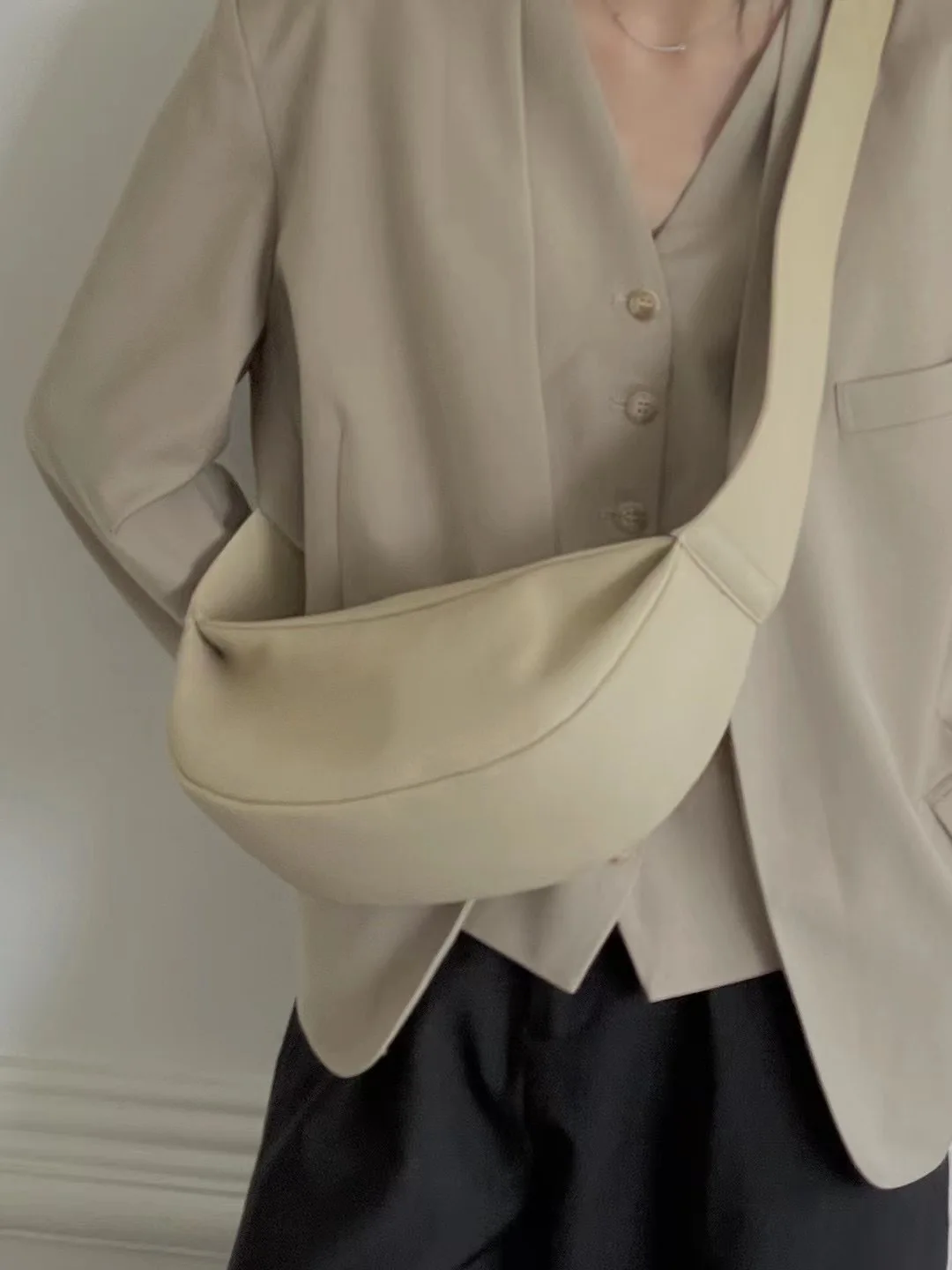 Новинка 2023 сумка на плечо Maxdutti во французском средневековом стиле женская