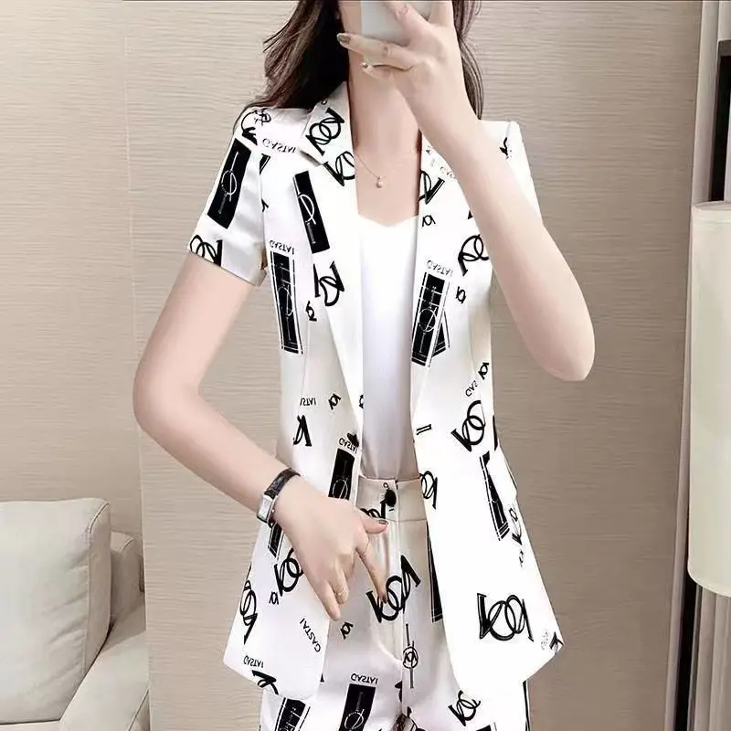 Fashion Woman 2023 New Style White Irregular Pattern Printed Suit Shorts Summer Two-piece Fashion