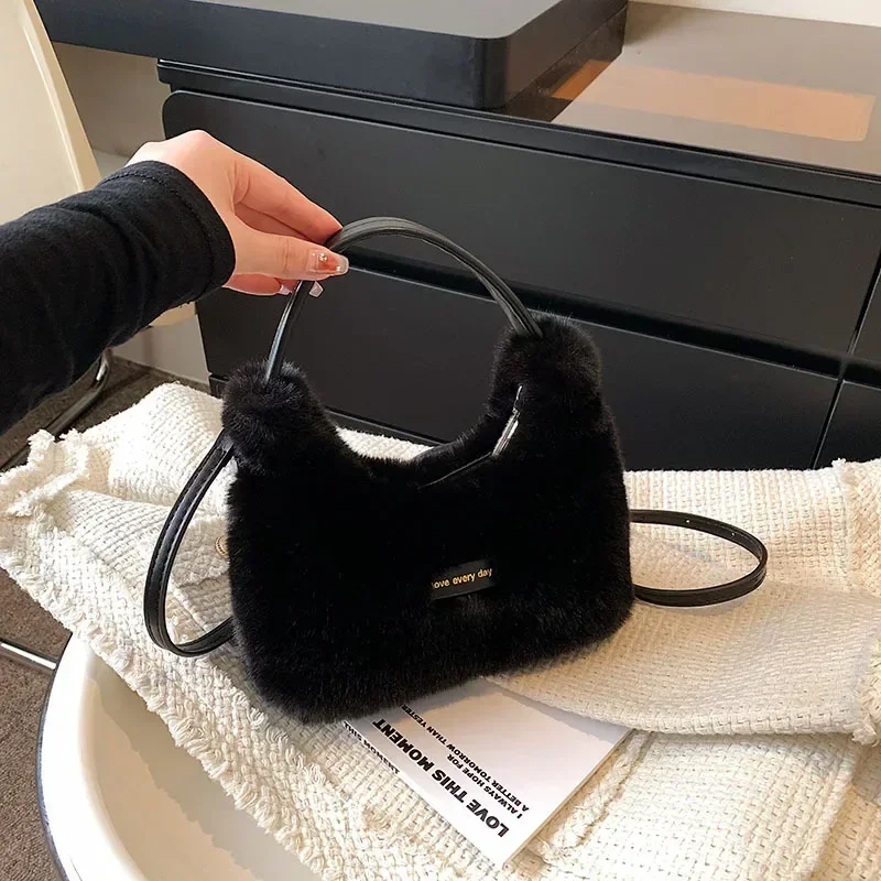 Рисунок 5 - Простая нишевая плюшевая сумка