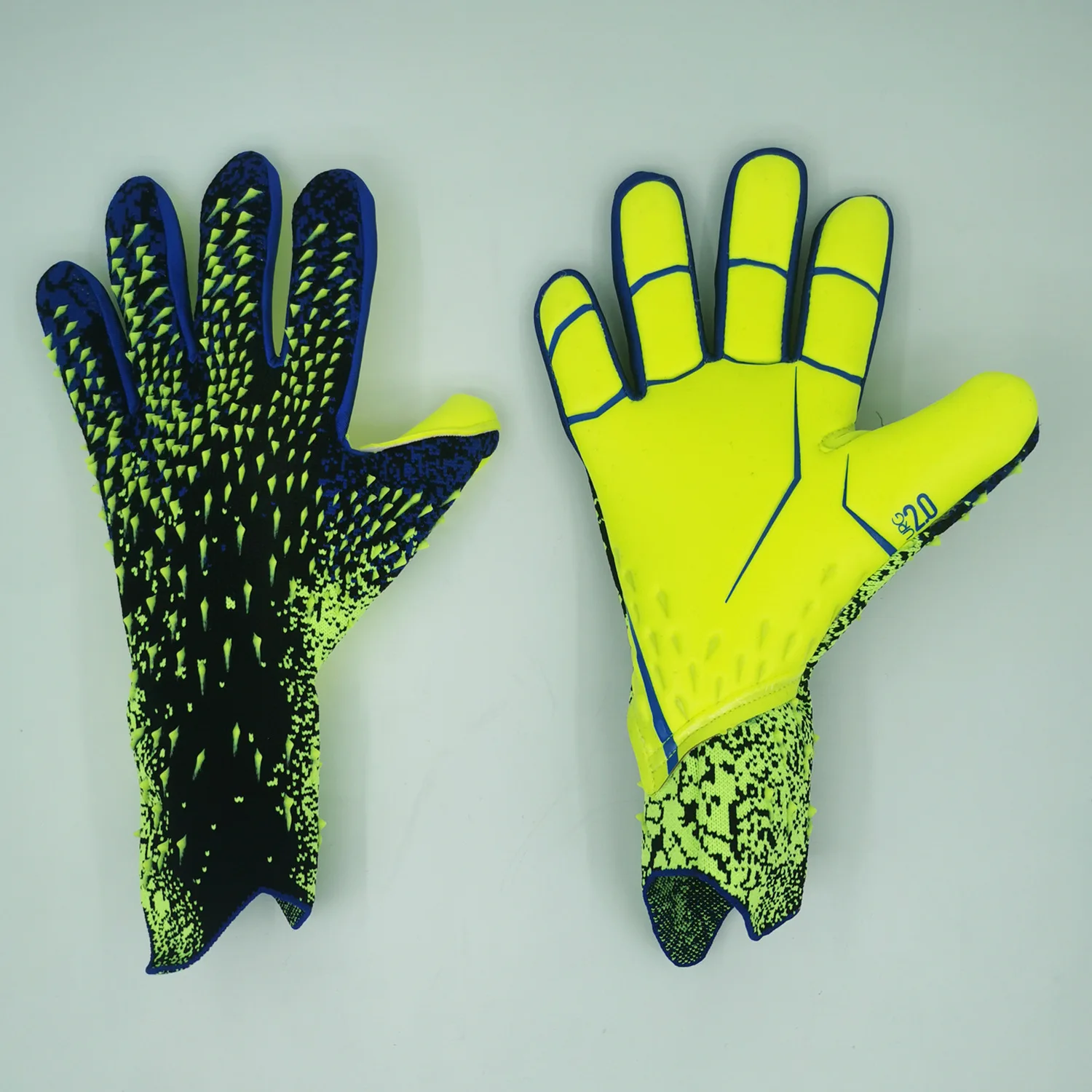 Soccer Goalkeeper Gloves Unisex Football Gloves Strong Grip Soccer Goalie Gloves Outdoor Sports Gloves Latex Football Gloves