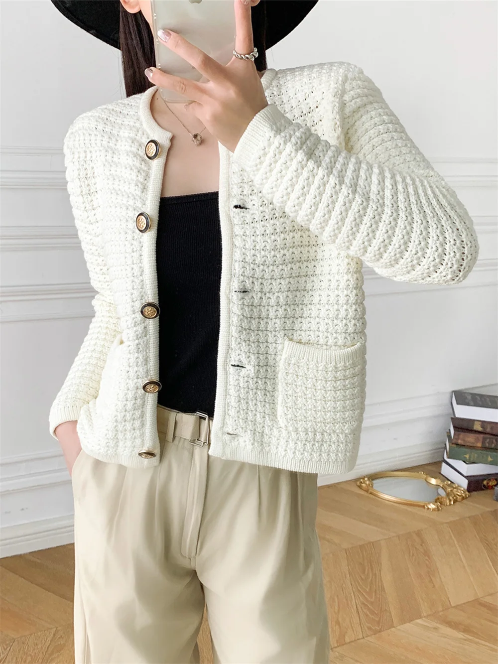 

Women's Woven Jacquard Knitted Cardigan Jacket 2023 Spring New Ladies Round Neck Single-Breasted Elegant Long-Sleeved Coat