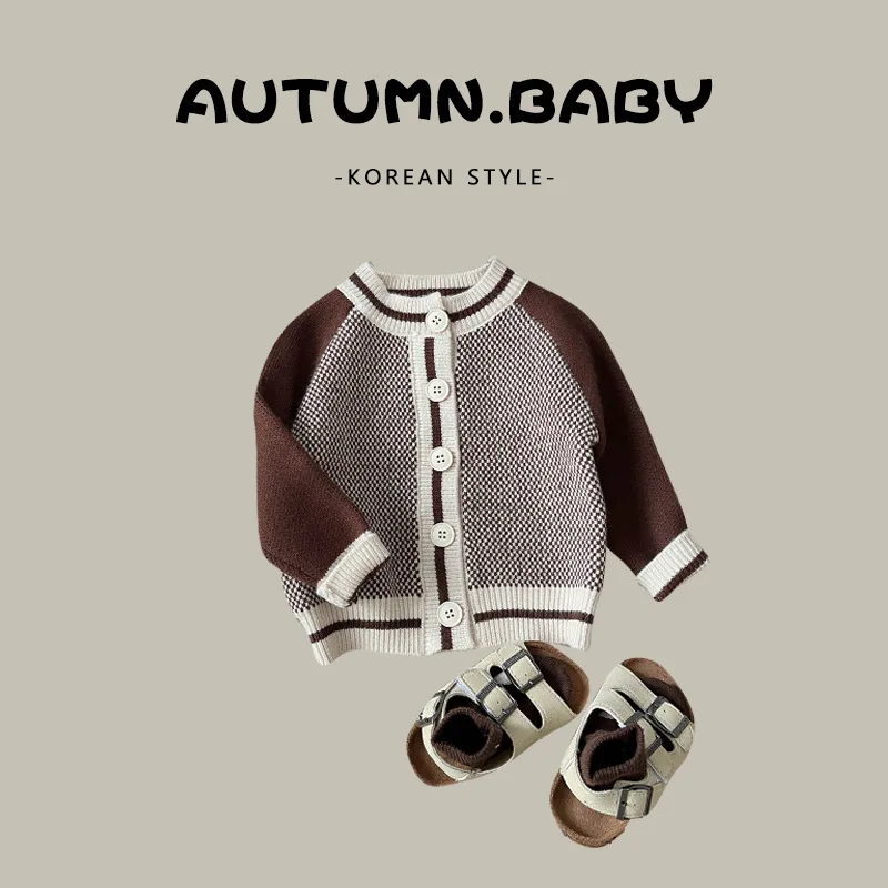 

Корейский весенне-осенний трикотажный жакет для маленьких мальчиков хлопковый свитер с цветными блокировками для маленьких мальчиков мягкий Полосатый подол куртка для маленьких мальчиков