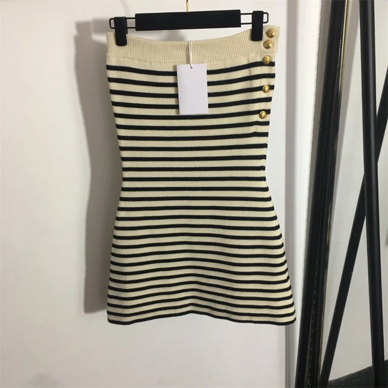 

Women Sleeveless Tube Top Dress Knitted with Stripes X-line Decorated with Metal Button Casual Leisure Style Hot Sexy Summer