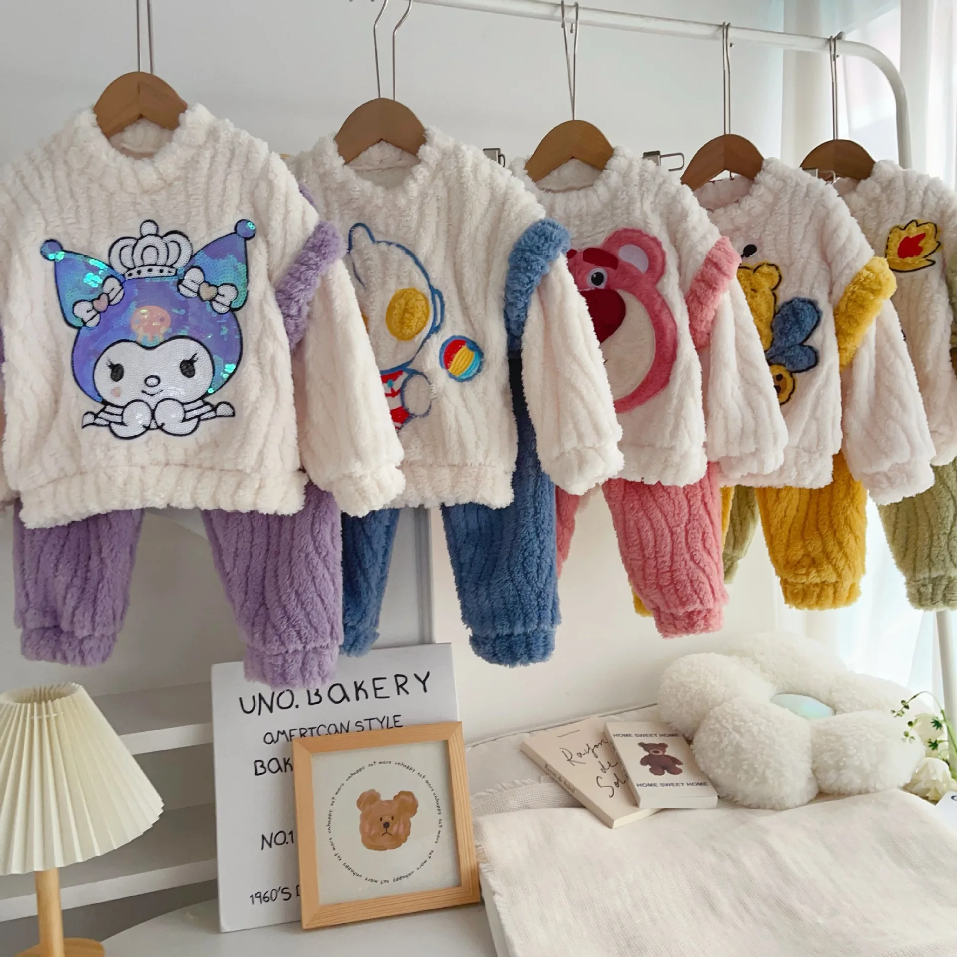 

Kawaii Kuromi мультфильм детская флисовая утепленная домашняя одежда зимняя аниме Sanrio милый бархатный пижамный комплект с сердечками кораллового цвета