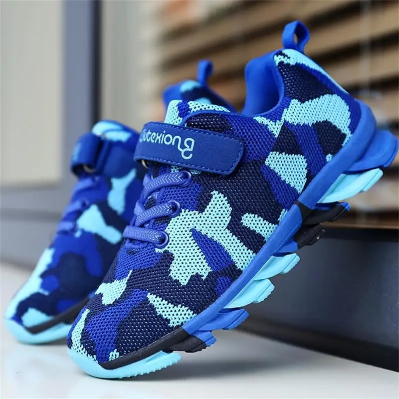 Spring and Autumn Flying Weave Camouflage Boys' and Pupils' Training Shoes Breathable Children's Running Shoes Sneakers