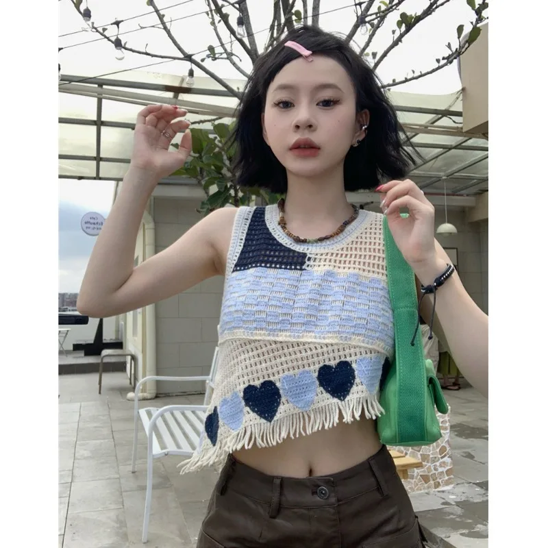 Рисунок 5 - Женский Асимметричный топ без рукавов