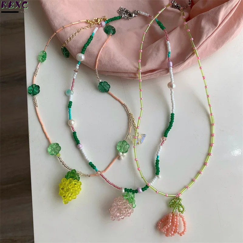 

Korean Temperament Small Fresh Color Beaded Necklace Pastoral Literary Neck Chain Fruit Grape Flower Pendant