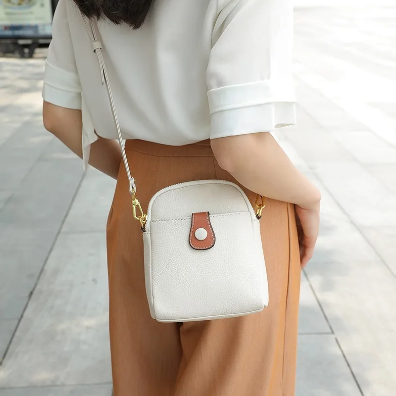 

2022 new leather bags fashion shoulder bag women's small shoulder bag trendy vertical mobile phone bag messenger bag