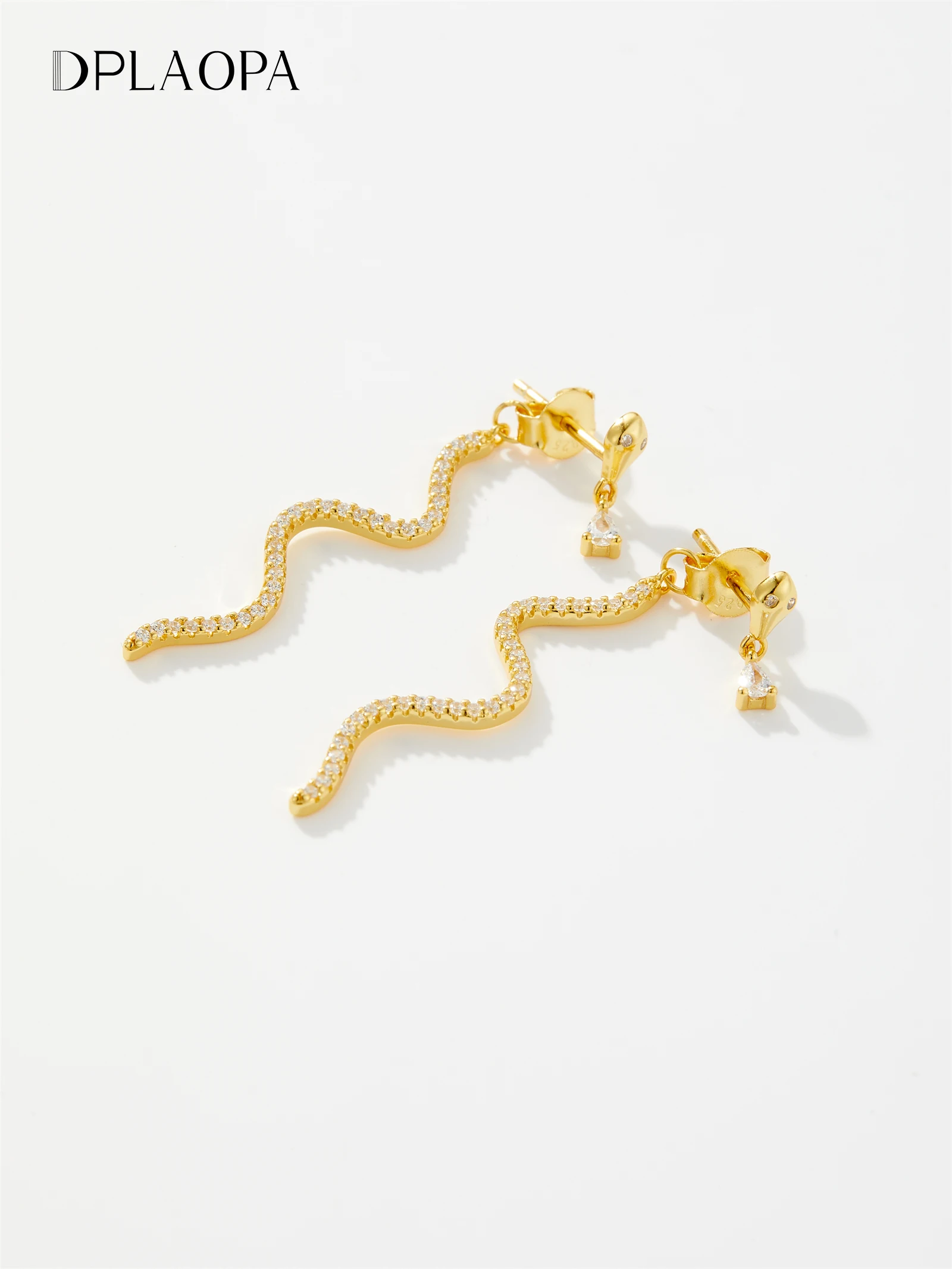 DPLAOPA новинка 925 года серебро 2023 пробы Золотая змея серьги-подвески с цирконом