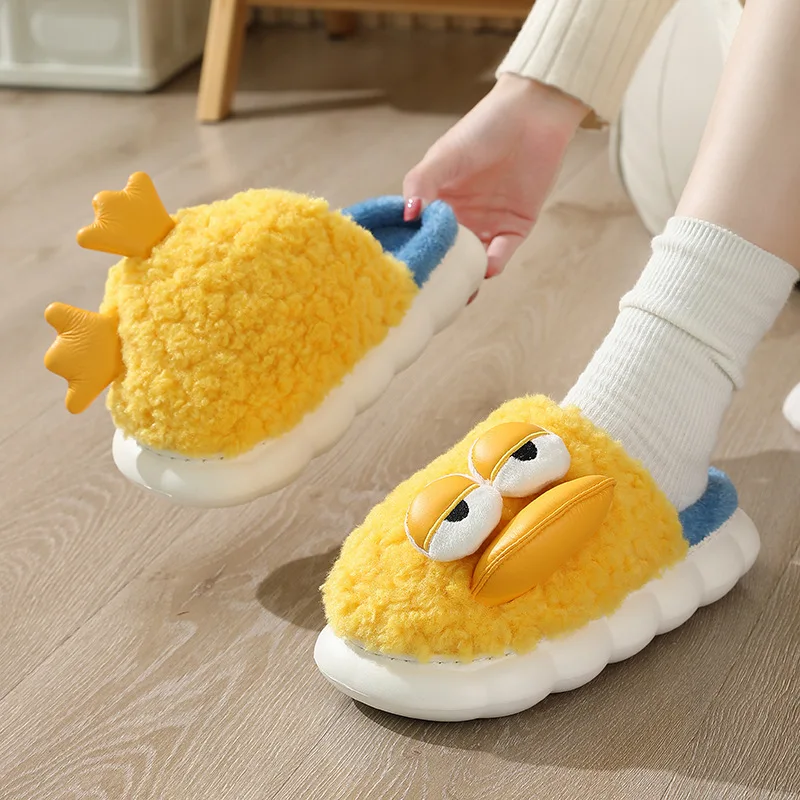 Cartoon flat pressed cotton slippers for women to keep warm in autumn and winter;lovers indoor slippers at home