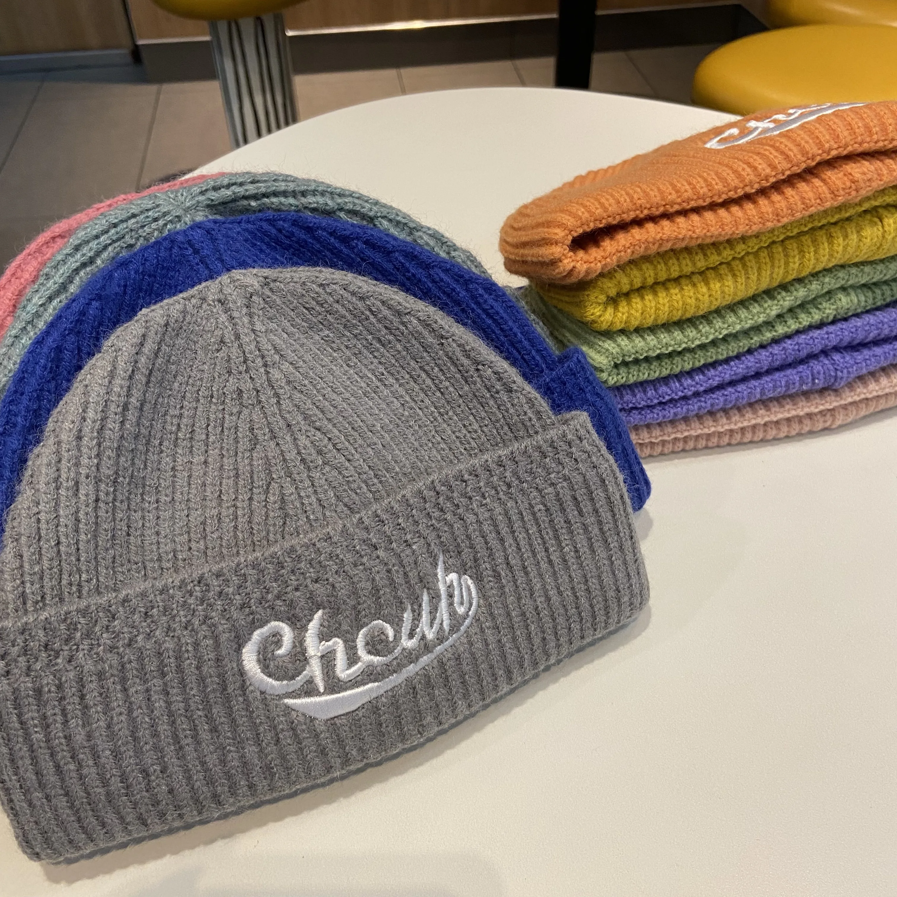 

Children's Hat Spring and Autumn Thin Boys' Knitted Woolen Cap Winter Parent-Child Simple Fashion Fashionable Stylish Skullcap