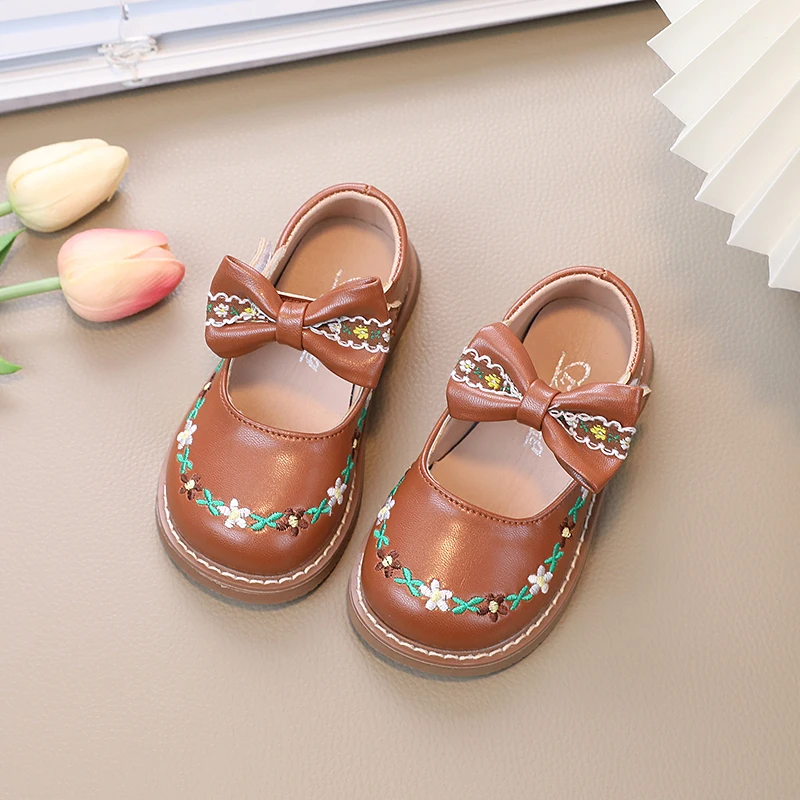 

Детские Модные Повседневные туфли, элегантные кожаные туфли с вышивкой и французским бантом в этническом стиле, симпатичные туфли для девочек с круглым носком, новинка 2023
