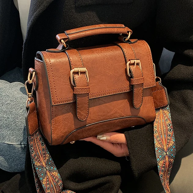 

Маленькая сумка-тоут из искусственной кожи в стиле ретро, сумки через плечо с цветным ремешком для женщин, дизайнерская роскошная сумка с кл...