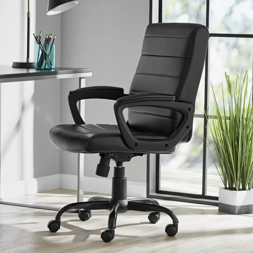

Офисный стул средней спинки из лакированной кожи, офисные стулья для конференций с несколькими отделками