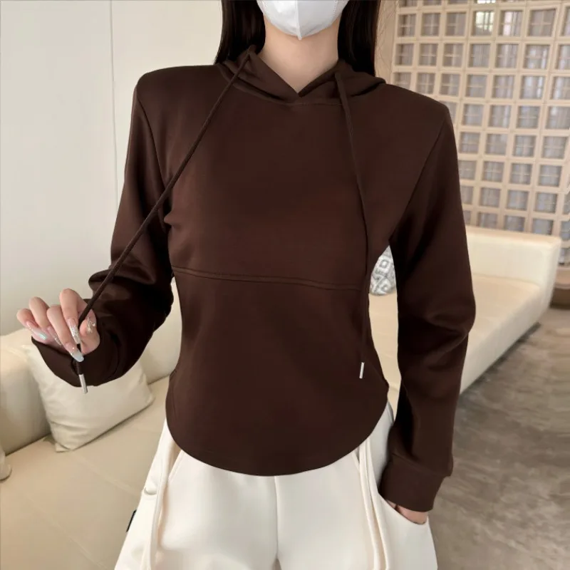 Рисунок 5 - Женская толстовка с коротким рукавом