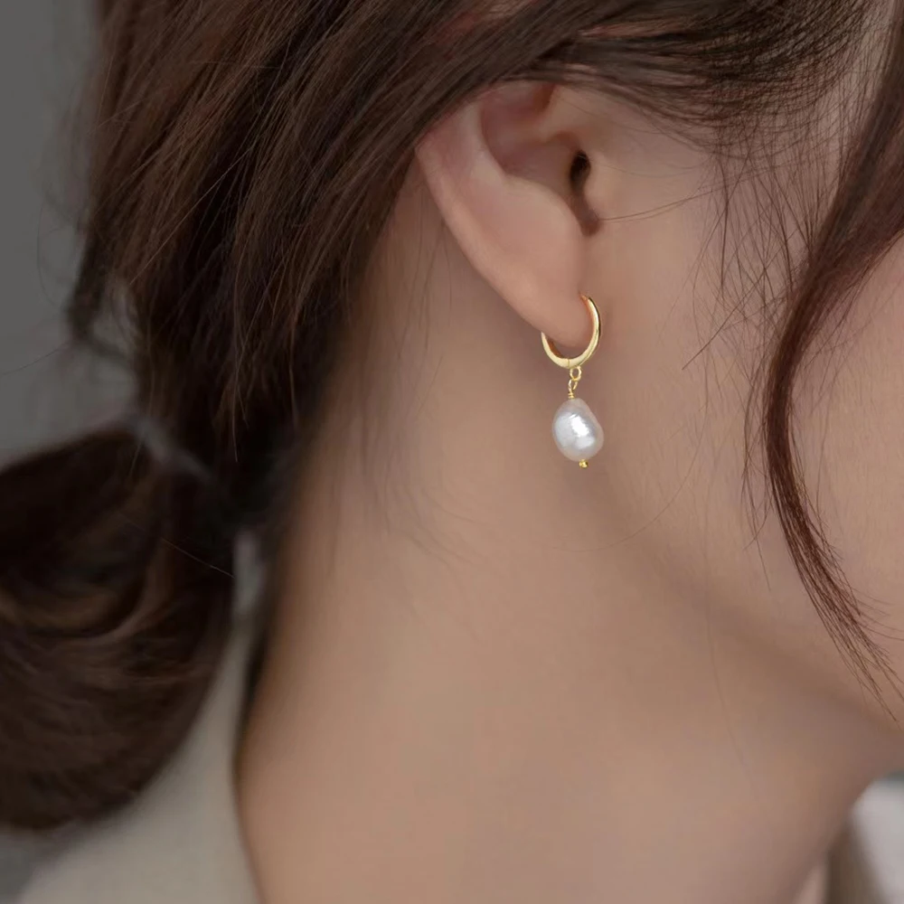 

Baroque Natural Pearl Huggie Hoop Earrings Freshwater Hanmade Jewelry for Women
