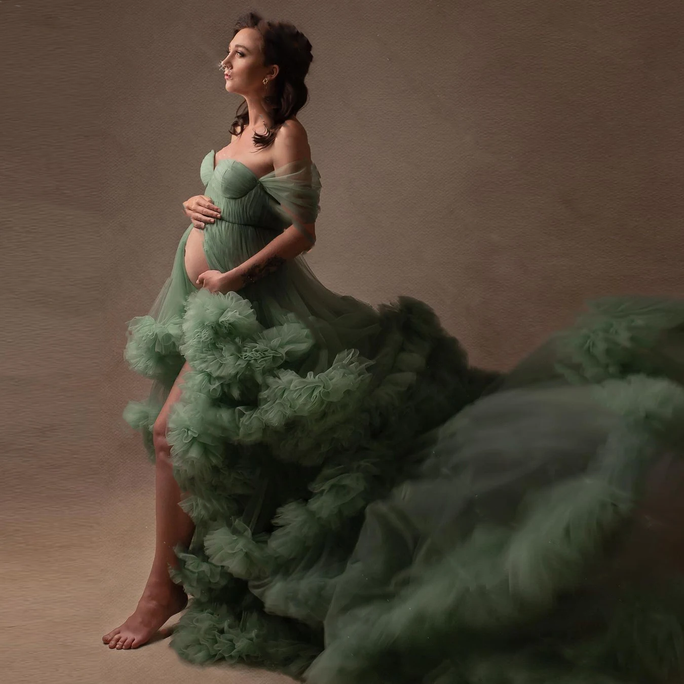 

Photoshoot Tulle Maternity Dresses Layered Women Ruffle Extra Lush Maternity Dressing Gowns For Photography Gorgeous