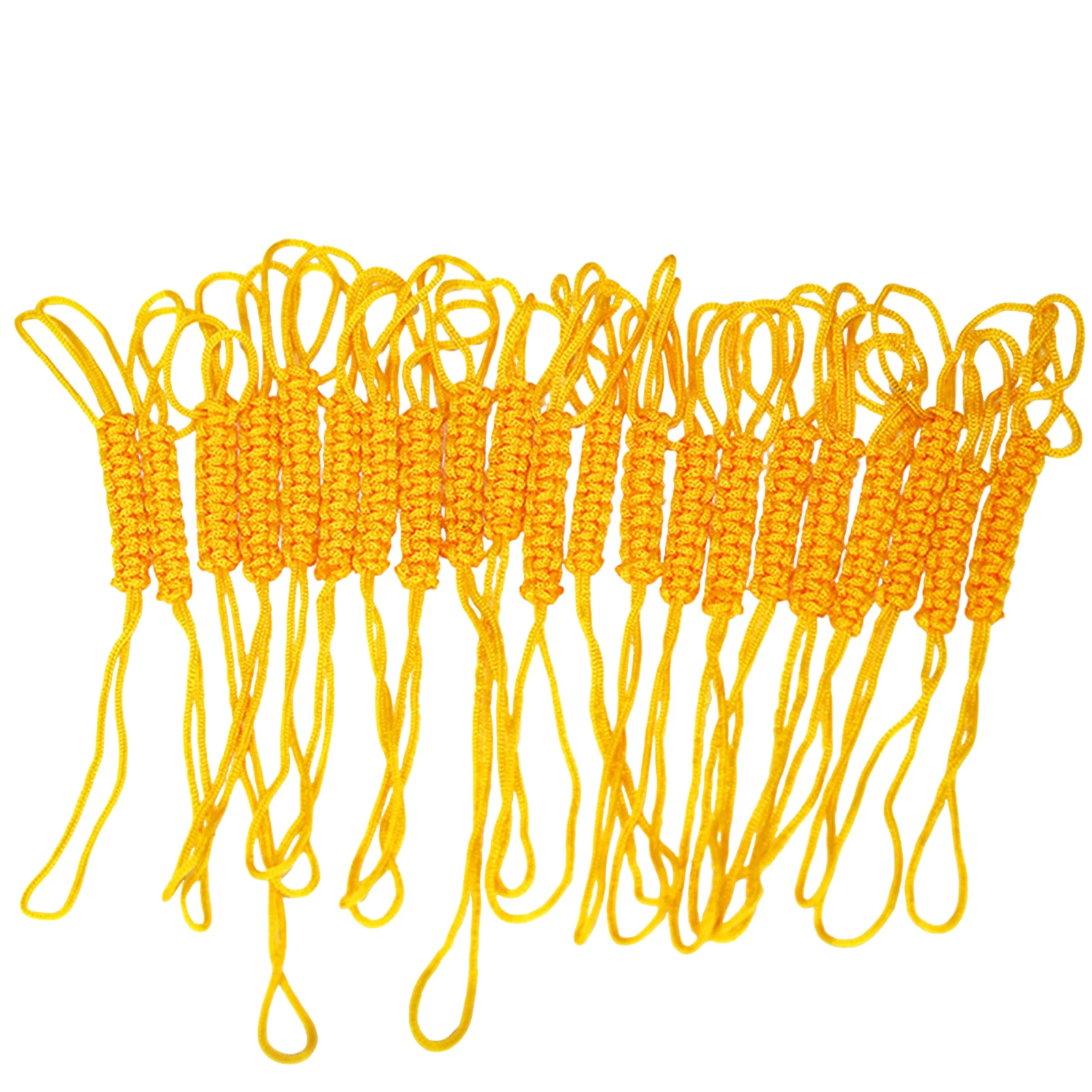 

Глиняный чайник с веревкой и фарфоровой чашкой