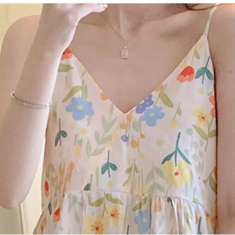 Young La Sweet Thin Cotton Nightgown Spaghetti Straps V-Neck Floral Print Summer Dresses Length To The Shank One Size Sleepwear