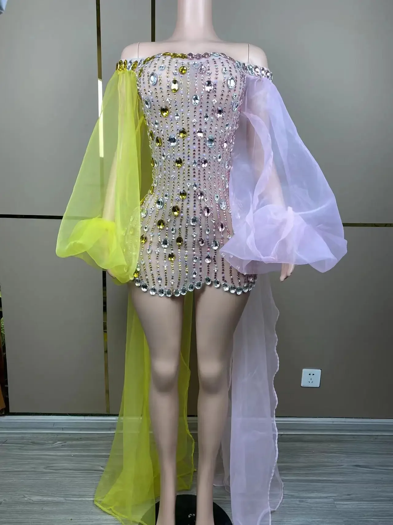 

Сексуальное вечернее Прозрачное платье с цветными кристаллами для празднования дня рождения, сексуальный наряд, платье для выпускного и свадебного фотосессии