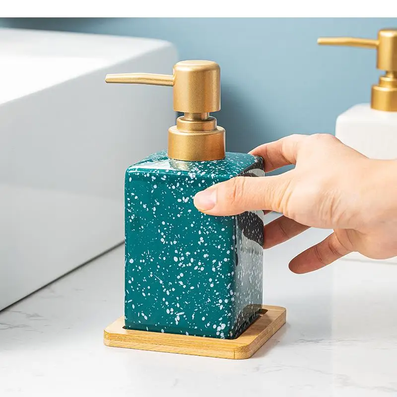 

Ceramic Hand Sanitizer Bottle Lotion Bottle Wooden Tray Set Decoration Portable Shampoo Water Container Bathroom Supplies
